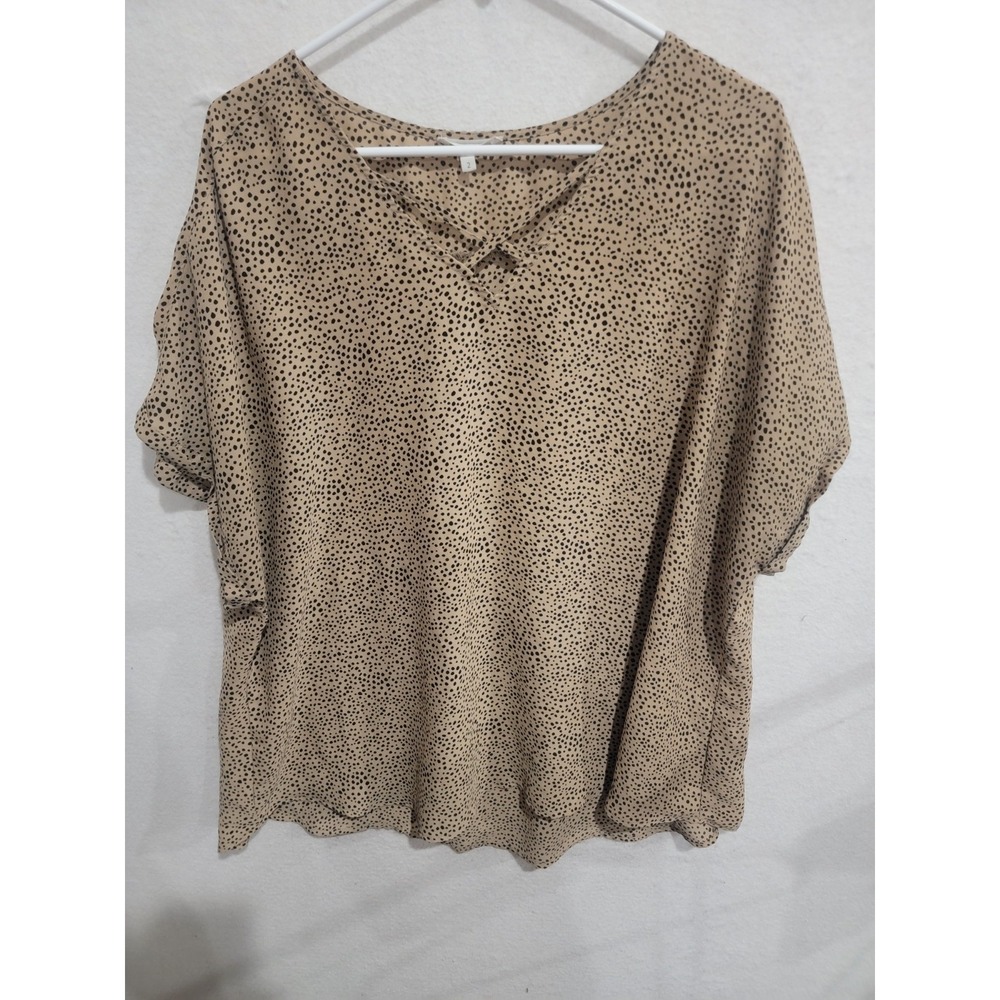 Maurices 2 Plus 2X Blouse Tan Black‎ Spotted Cage Neck Lattice Oversized Flowy
